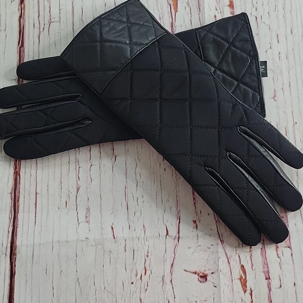 Quilted Black Leather And Nylon Gloves Size Medium